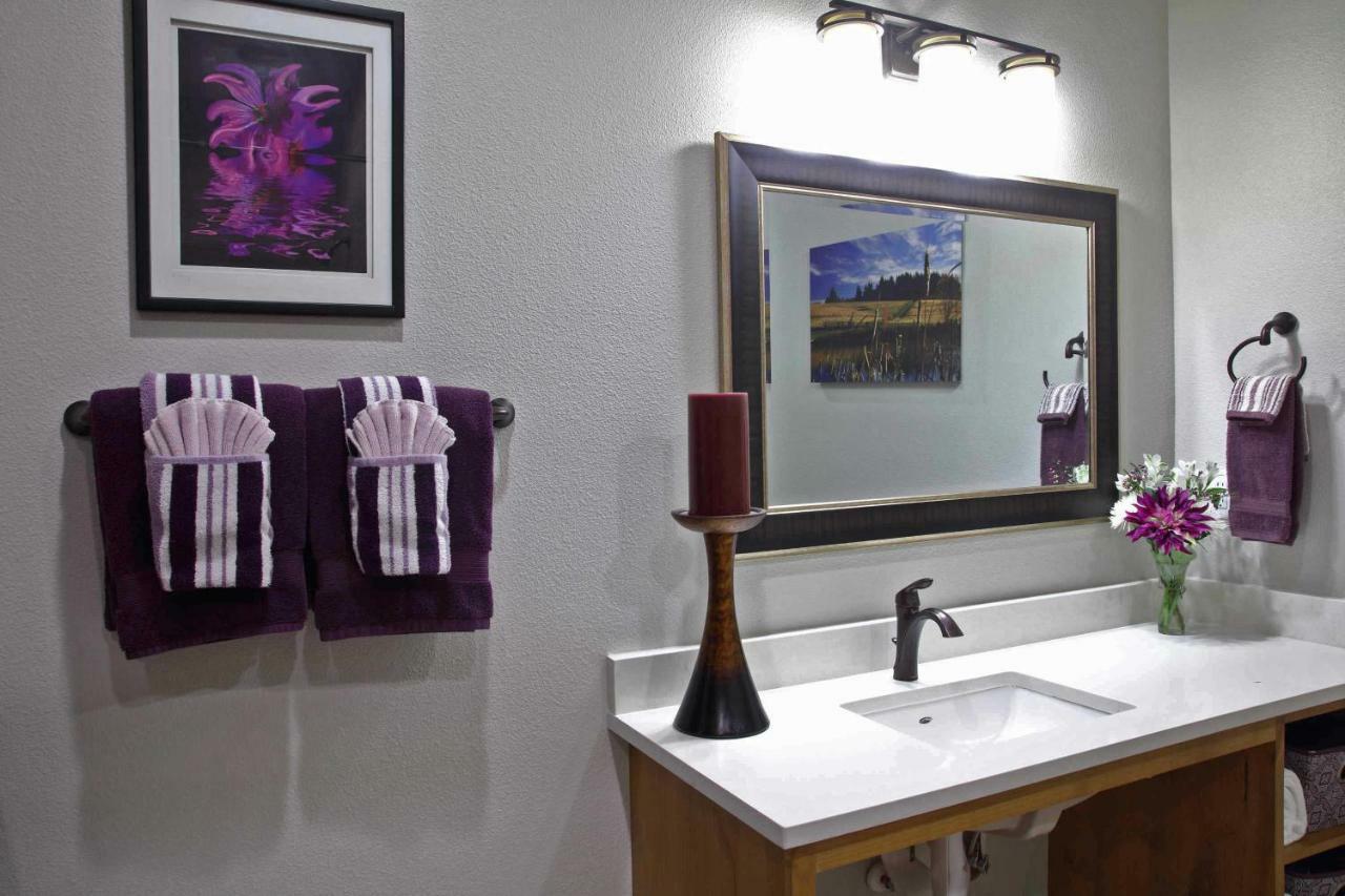 Bella Collina Bed And Breakfast Amity Exterior photo